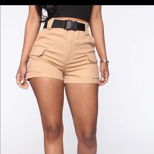Fashion nova cargo shorts - medium